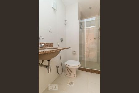 Banheiro da suíte de apartamento à venda com 3 quartos, 160m² em Flamengo, Rio de Janeiro