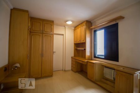 Quarto suíte de apartamento para alugar com 1 quarto, 56m² em Pinheiros, São Paulo