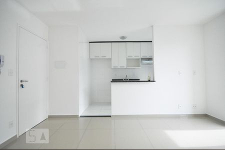 Sala de apartamento para alugar com 1 quarto, 32m² em Jardim Ampliação, São Paulo