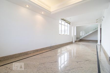 Sala de apartamento à venda com 4 quartos, 280m² em Serra, Belo Horizonte