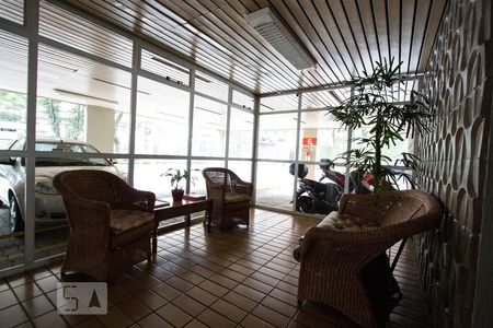 Apartamento à venda com 80m², 2 quartos e 1 vaga Apartamento à venda com 80m², 2 quartos e 1 vagahall do predio