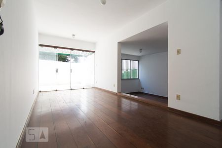 Sala de apartamento à venda com 4 quartos, 114m² em Carmo, Belo Horizonte