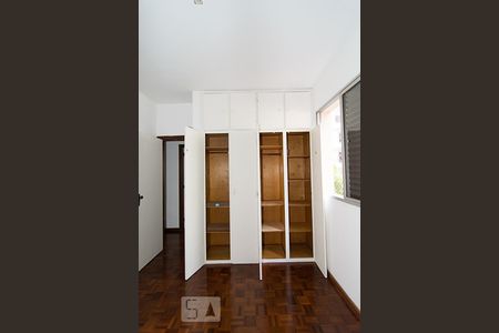 Armério Suíte de apartamento para alugar com 3 quartos, 88m² em Santo Antônio, Belo Horizonte