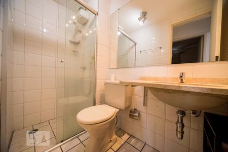 Banheiro de apartamento para alugar com 1 quarto, 42m² em Vila Olímpia, São Paulo