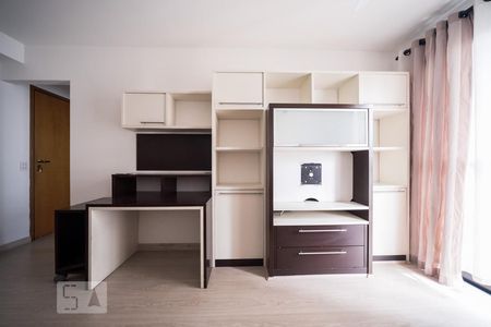 Sala de apartamento para alugar com 1 quarto, 42m² em Vila Olímpia, São Paulo