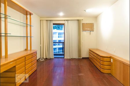 Suite de apartamento à venda com 3 quartos, 275m² em Lagoa, Rio de Janeiro