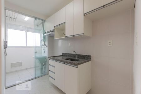 Cozinha de apartamento para alugar com 1 quarto, 41m² em Vila Santo Estéfano, São Paulo