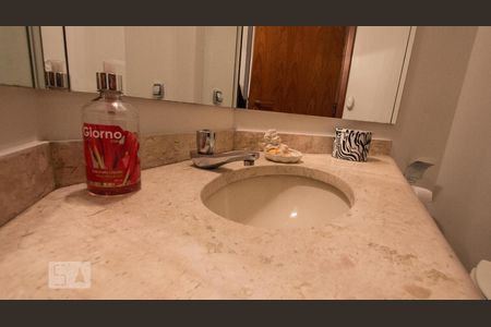 lavabo de apartamento à venda com 4 quartos, 228m² em Vila Suzana, São Paulo