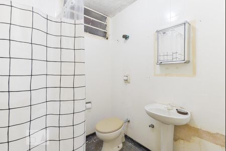 Banheiro de apartamento para alugar com 1 quarto, 30m² em Sumaré, São Paulo