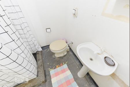 Banheiro de apartamento para alugar com 1 quarto, 30m² em Sumaré, São Paulo