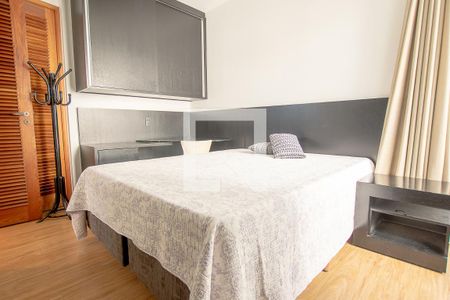 Quarto de apartamento à venda com 1 quarto, 50m² em Lourdes, Belo Horizonte