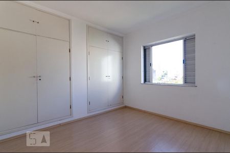 Quarto 1 de apartamento para alugar com 2 quartos, 113m² em Vila Itapura, Campinas