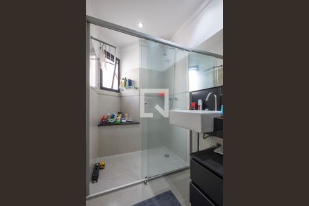 Apartamento à venda com 204m², 3 quartos e 2 vagas Apartamento à venda com 204m², 3 quartos e 2 vagasSuíte 1 - Banheiro