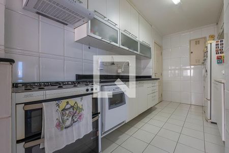 Apartamento à venda com 204m², 3 quartos e 2 vagas Apartamento à venda com 204m², 3 quartos e 2 vagasCozinha