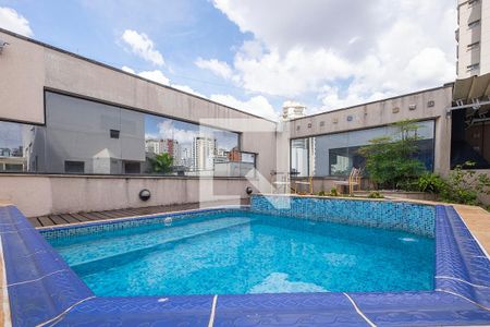 Apartamento à venda com 204m², 3 quartos e 2 vagas Apartamento à venda com 204m², 3 quartos e 2 vagasTerraço