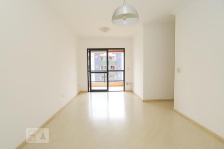 Sala de apartamento à venda com 3 quartos, 76m² em Vila Pompéia, São Paulo