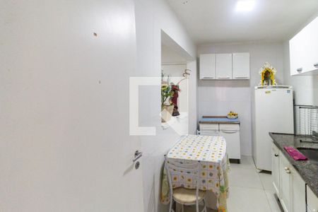 Cozinha de kitnet/studio à venda com 1 quarto, 42m² em Liberdade, São Paulo