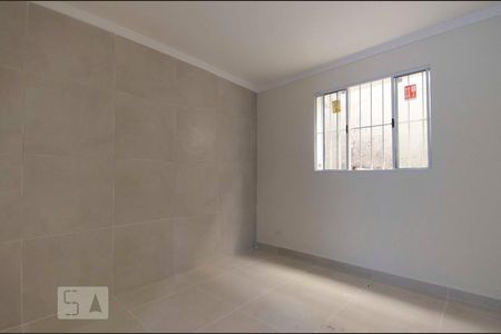 Sala de casa para alugar com 2 quartos, 70m² em Vila Baruel, São Paulo