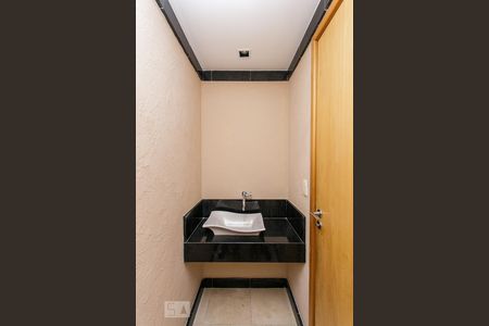 Lavabo de apartamento à venda com 3 quartos, 107m² em Barra da Tijuca, Rio de Janeiro