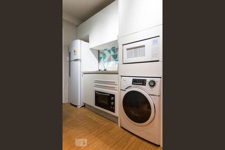 Cozinha de kitnet/studio para alugar com 1 quarto, 31m² em Jardim Paulista, São Paulo