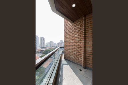1o. Andar - Varanda de kitnet/studio à venda com 1 quarto, 62m² em Aclimação, São Paulo
