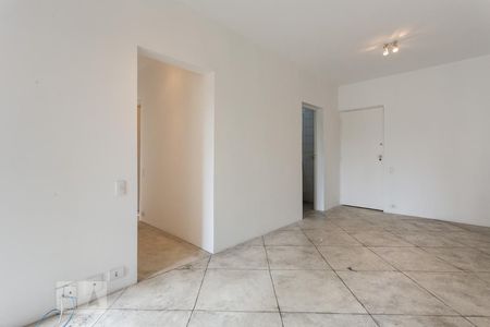 Sala de apartamento à venda com 2 quartos, 55m² em Vila Uberabinha, São Paulo