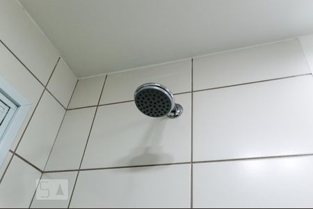 Banheiro de apartamento para alugar com 3 quartos, 65m² em Umuarama, Osasco