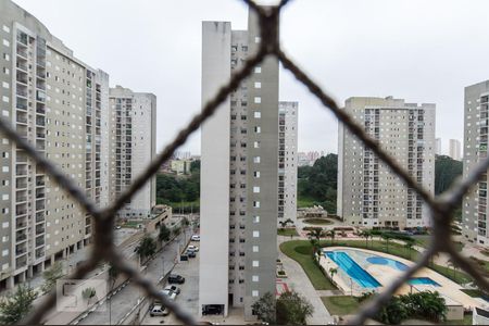 Vista de apartamento para alugar com 3 quartos, 65m² em Umuarama, Osasco