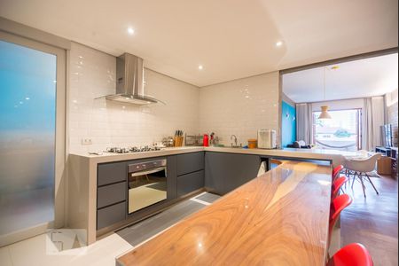 Cozinha de apartamento à venda com 2 quartos, 110m² em Pinheiros, São Paulo