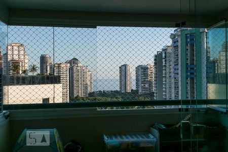 Sala de apartamento para alugar com 2 quartos, 80m² em Barra da Tijuca, Rio de Janeiro