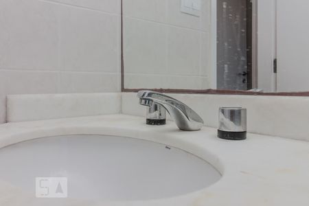 Banheiro de apartamento para alugar com 3 quartos, 108m² em Jardim Leonor, São Paulo