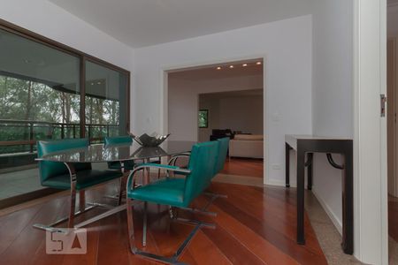 Sala de jantar de apartamento à venda com 4 quartos, 225m² em Jardim Fonte do Morumbi, São Paulo