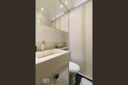 Banheiro de apartamento à venda com 2 quartos, 56m² em Vila Leopoldina, São Paulo