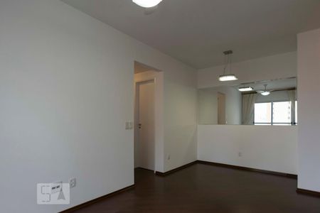 Sala de apartamento para alugar com 2 quartos, 52m² em Cambuci, São Paulo