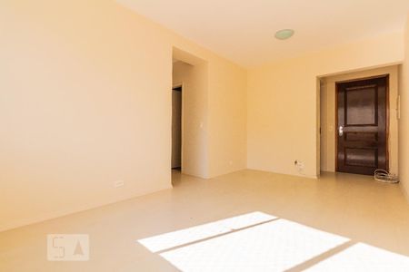 Apartamento para alugar com 80m², 2 quartos e 1 vagaSala