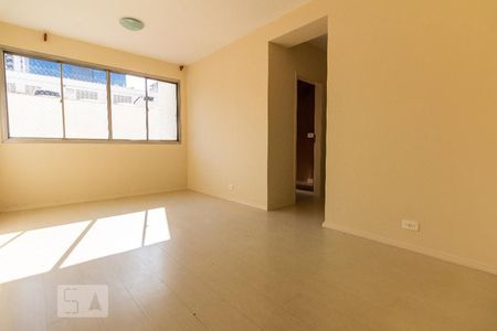 Apartamento para alugar com 80m², 2 quartos e 1 vagaSala