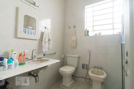 Banheiro de casa para alugar com 3 quartos, 154m² em Serra, Belo Horizonte