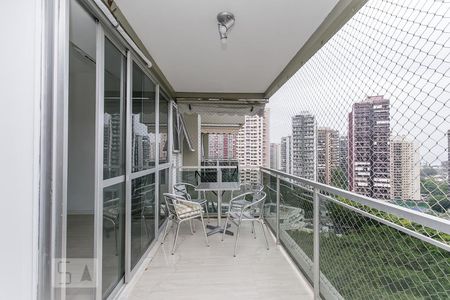 Sacada de apartamento para alugar com 1 quarto, 62m² em Barra da Tijuca, Rio de Janeiro