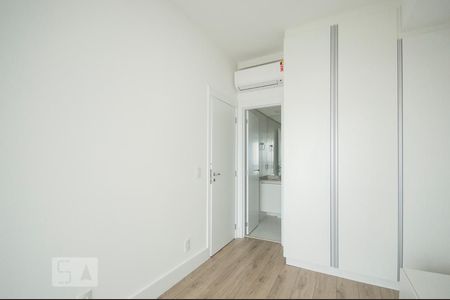 Suíte de apartamento para alugar com 1 quarto, 53m² em Santo Amaro, São Paulo