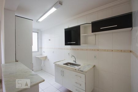 Cozinha de apartamento para alugar com 2 quartos, 48m² em Santo Amaro, São Paulo
