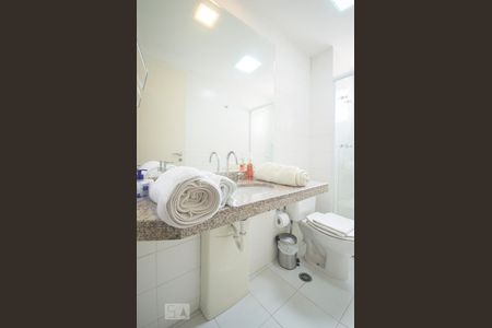Banheiro de apartamento para alugar com 3 quartos, 130m² em Chácara Santo Antônio (zona Sul), São Paulo