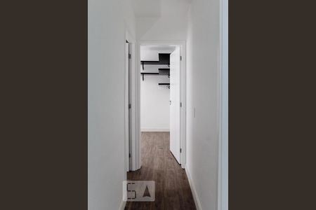 corredor  de apartamento à venda com 2 quartos, 51m² em Vila Prudente, São Paulo