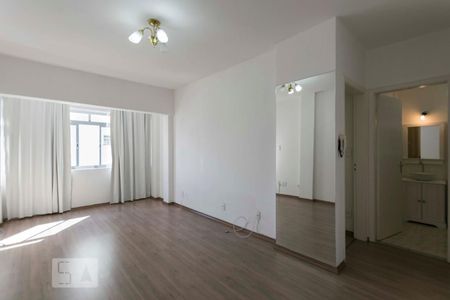 Apartamento à venda com 49m², 1 quarto e sem vagaSala