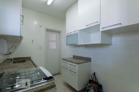 Cozinha de apartamento para alugar com 1 quarto, 49m² em Vila Mariana, São Paulo