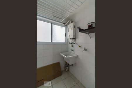 Lavanderia de apartamento à venda com 3 quartos, 83m² em Jardim Flor da Montanha, Guarulhos