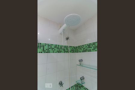 Banheiro de apartamento à venda com 2 quartos, 50m² em Vila Bertioga, São Paulo