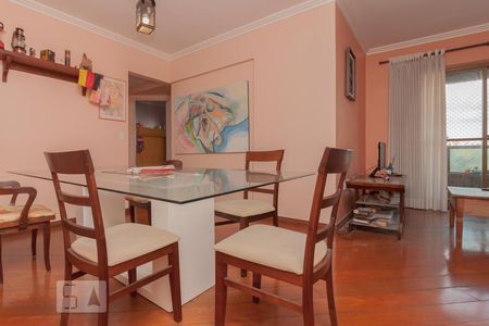 Apartamento para alugar com 95m², 3 quartos e 2 vagasSala