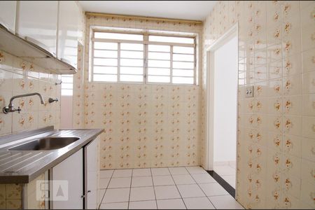 Cozinha de apartamento para alugar com 2 quartos, 75m² em São Bernardo, Campinas