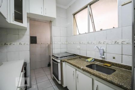 Cozinha de apartamento para alugar com 2 quartos, 68m² em Vila Leonor, Guarulhos