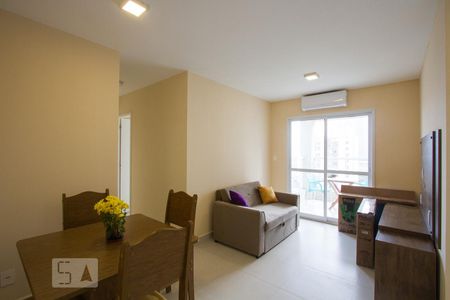 Sala de apartamento para alugar com 2 quartos, 54m² em Jardim das Acácias, São Paulo